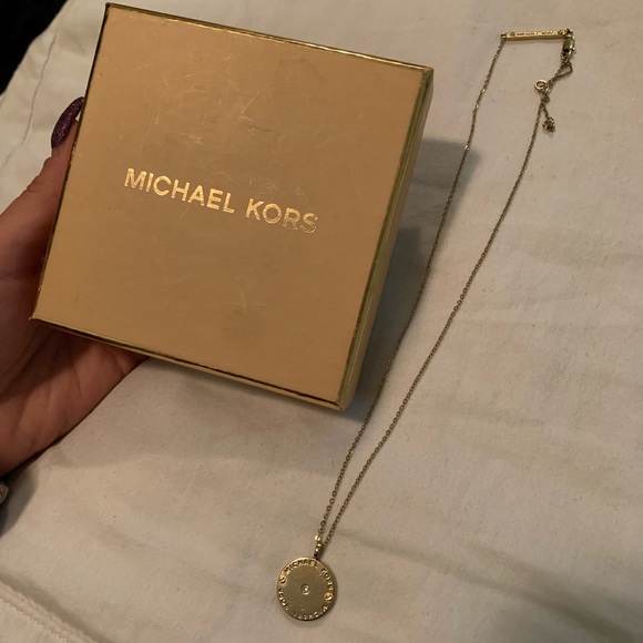 Michael Kors Gold Necklace - Picture 4 of 6